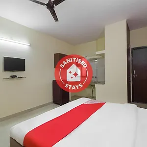 Hotel Oyo 86536 Srs Tower
