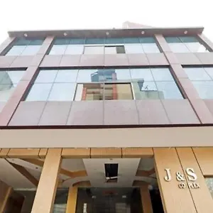 Hotel O Jas Near Star Mall