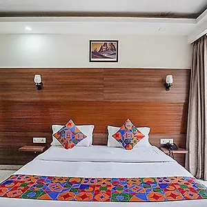 Hotel Fabhotel Grace